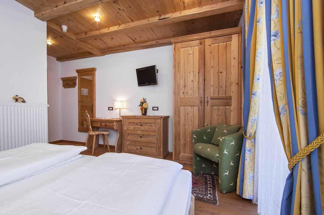 Hotel Corona Krone Сельва-ди-Валь-Гардена Экстерьер фото